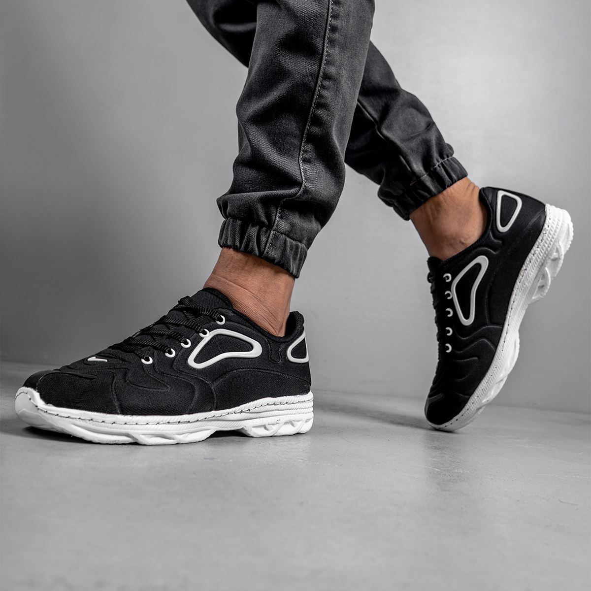 کفش ورزشی مردانه مشکی مدل Daksa