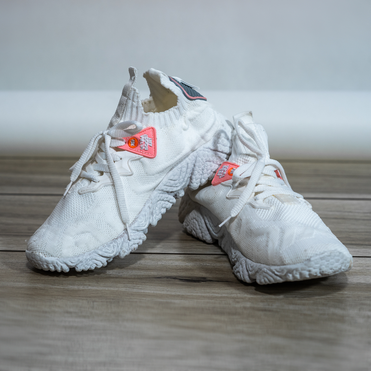 کفش ورزشی Ultra Boost دخترانه سفید مدل Rira