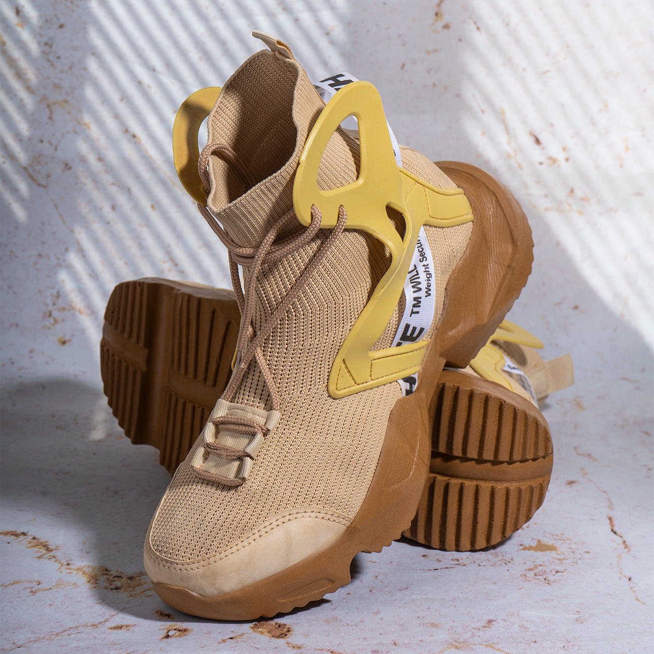 کفش مردانه ساقدار کرم مدل Darvin