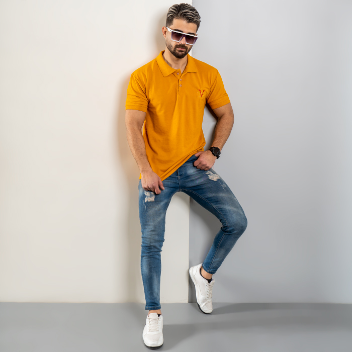 تیشرت V خردلی مردانه مدل Sadra