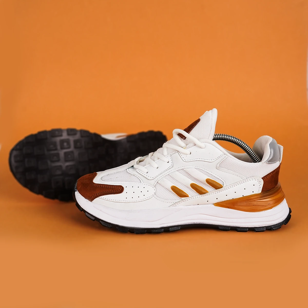 کفش ورزشی مردانه عسلی سفید Adidas مدل Toka