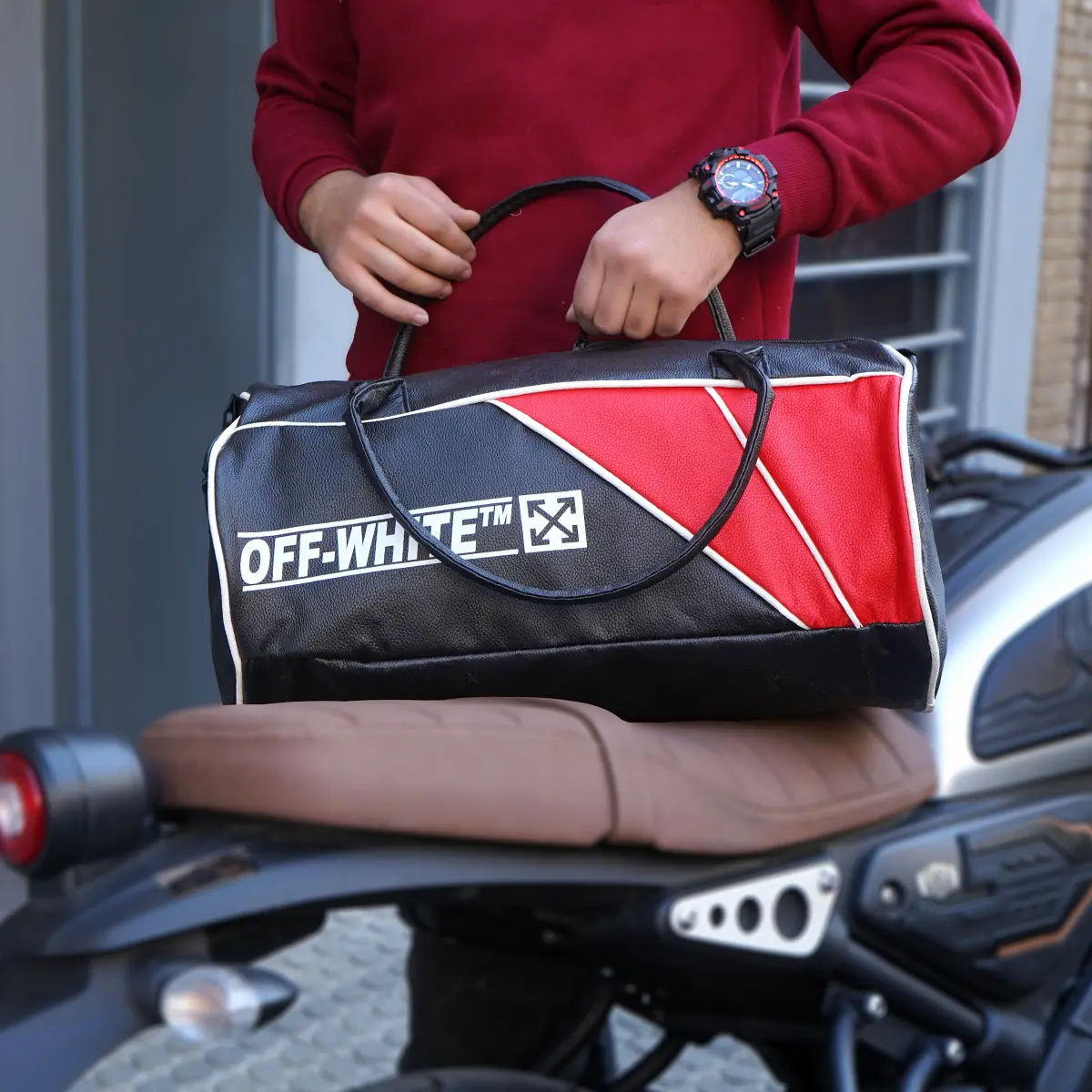 کیف ورزشی off-white مشکی قرمز مدل F90